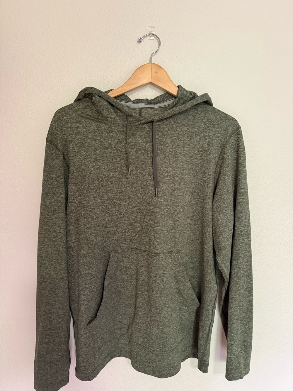 lululemon athletica Men's Olive Crewneck Hoodie
